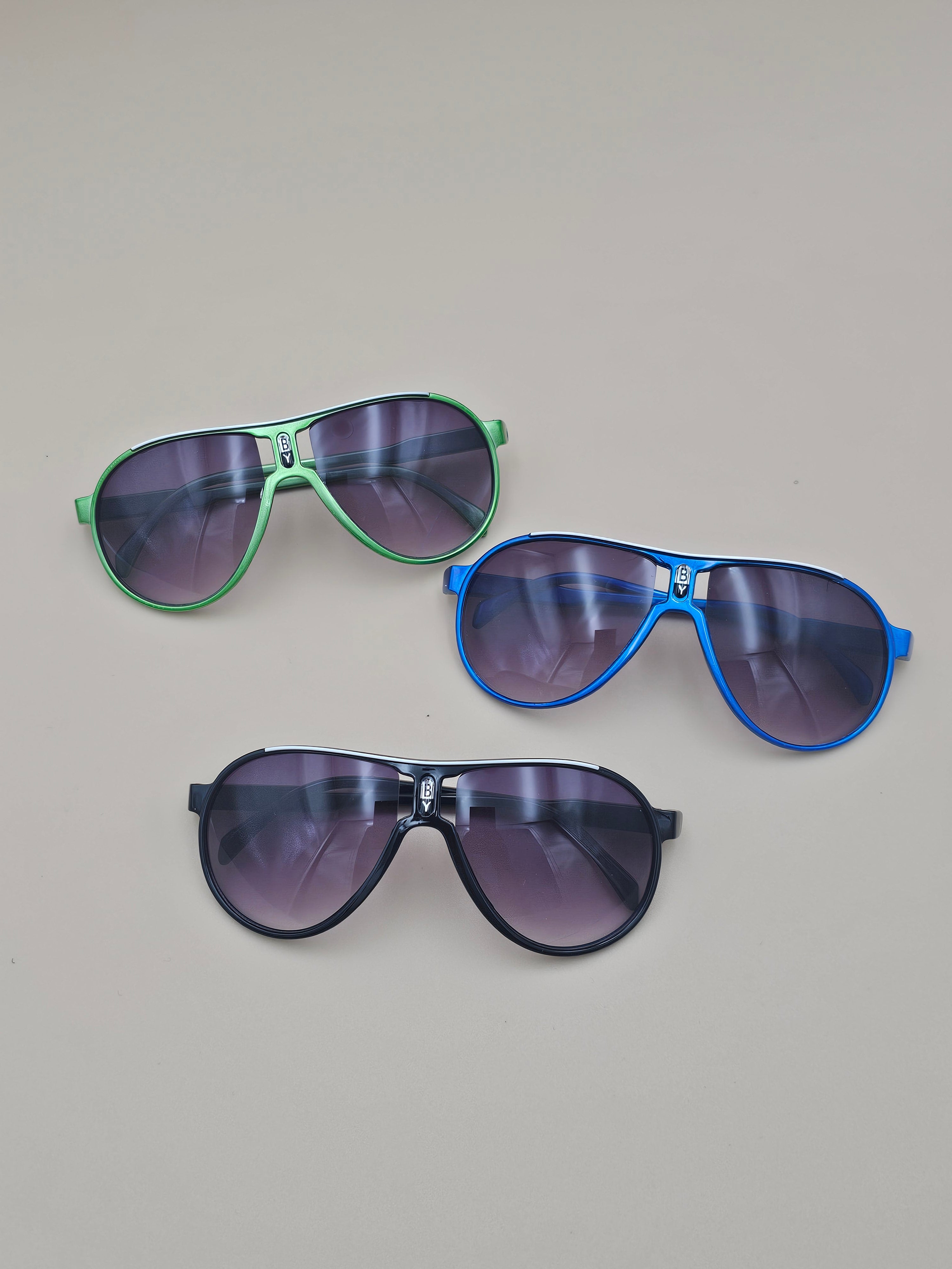 The "Cool Cruiser" Plastic Aviator Sunglasses – Sporty Pilot Shades