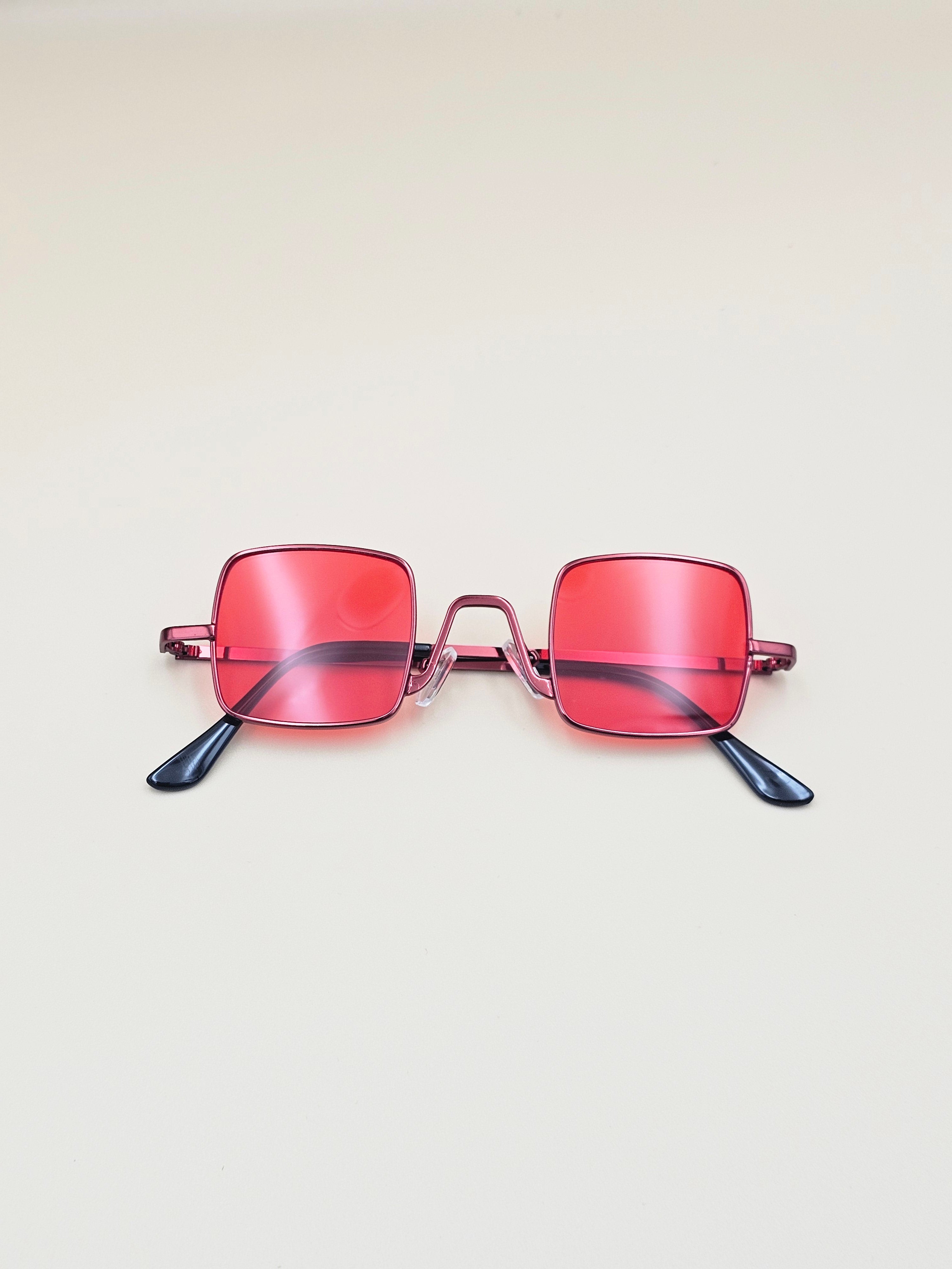 Retro Square "Jelly" Sunglasses – Vintage Oversized Shades